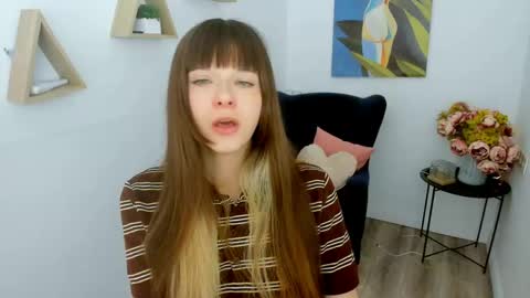 Alice online show from April 21, 1:42 am