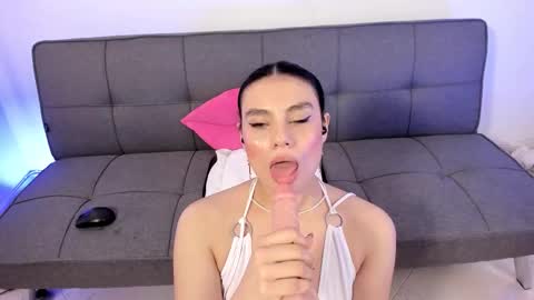 georginaa_cooper online show from February 3, 2:53 am