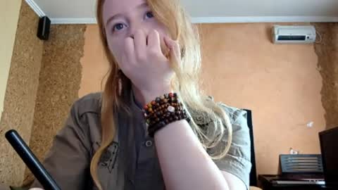 Kate online show from May 4, 4:05 am