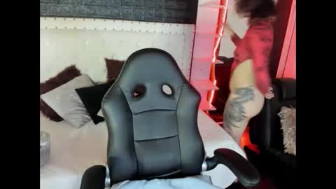 Allison  online show from February 4, 1:27 pm