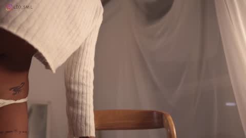 Leo online show from December 17, 1:29 am