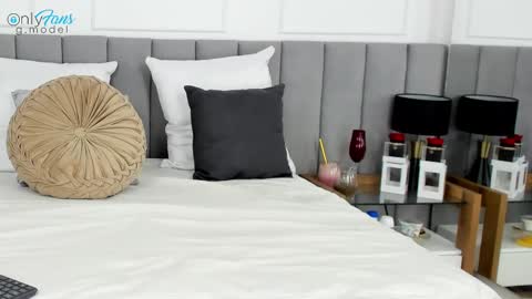 giannanoir online show from February 19, 12:57 am