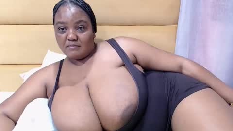 gianttitts online show from April 20, 7:06 pm