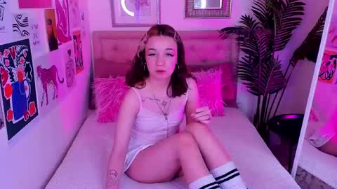 Gia online show from April 15, 7:58 pm