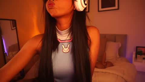 GIGI online show from April 19, 5:40 am