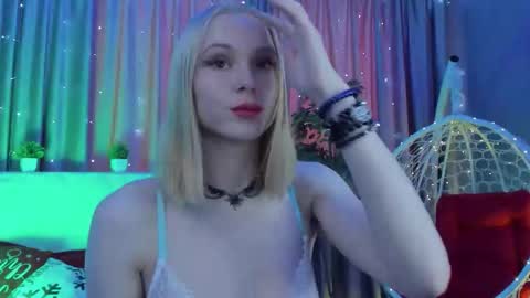 Gina online show from March 4, 2:29 am