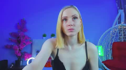 Gina online show from February 6, 6:39 am