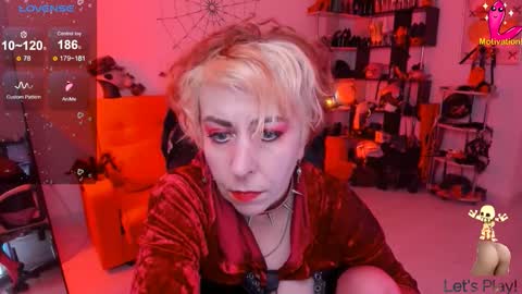 Gina Moor online show from November 21, 2:35 am