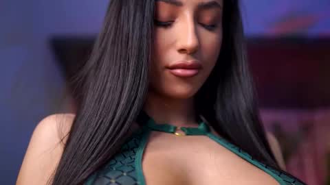 Gina online show from February 6, 8:12 pm