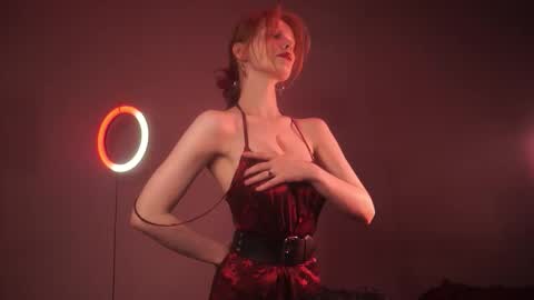        im expecting 350 thumbs up on my altar   online show from October 13, 10:45 pm