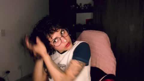 giny_bean online show from February 19, 10:37 am