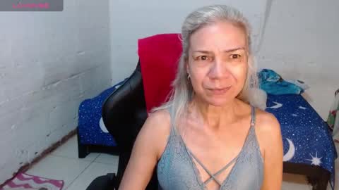 Mary online show from December 17, 1:18 am