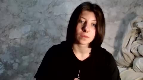 girl_cute007 online show from March 16, 9:52 pm