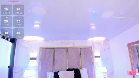     online show from November 30, 3:16 pm