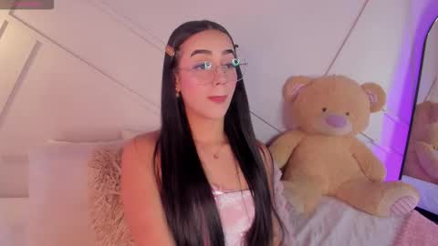 GisellePalmer  online show from March 22, 7:31 pm