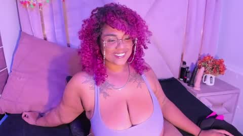 Gisselle online show from July 2, 12:10 am