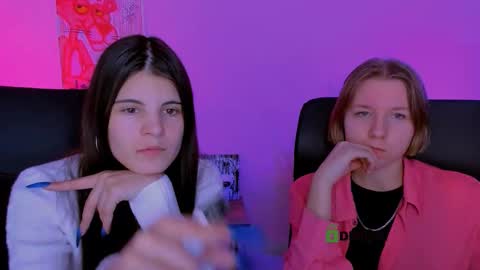 your dream  online show from December 15, 8:36 pm