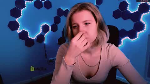 your dream  online show from November 22, 10:40 am