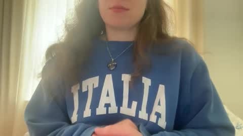 Gloria Pearl online show from June 8, 11:00 am