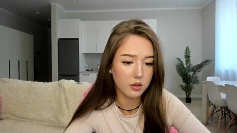 Lina online show from February 19, 8:47 am