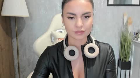 Mistress online show from September 17, 3:10 pm