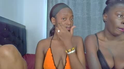 godess_lunah online show from June 26, 5:30 am