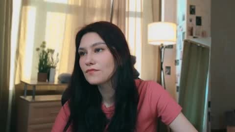 Sarra online show from April 30, 1:27 pm