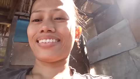 GorgeousPinay babe online show from February 28, 1:49 am