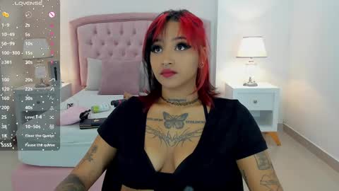 goth_tasha online show from March 6, 8:27 pm