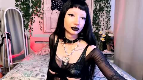    online show from March 11, 4:51 am