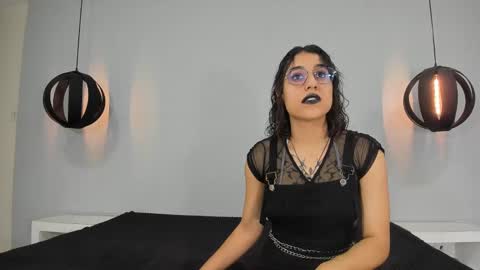 karen online show from January 2, 4:24 pm