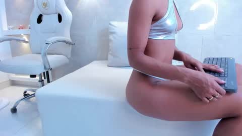  GRACE online show from November 1, 6:12 pm