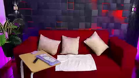  Gracie  online show from March 21, 2:55 pm