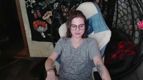 Lina online show from March 30, 2:16 pm