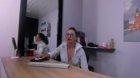 Greta online show from July 3, 11:49 am