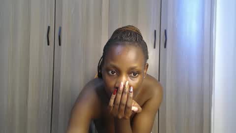 Miss Incredible online show from April 4, 2:16 pm