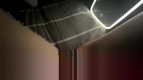   online show from February 4, 4:54 pm