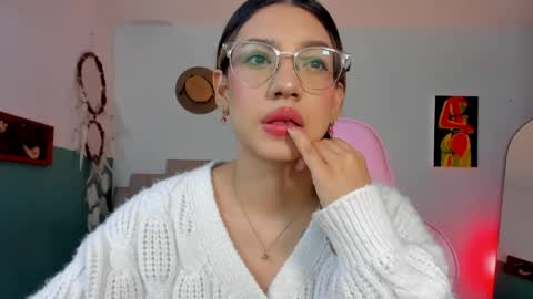 Paulina  online show from April 17, 3:41 am