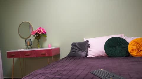 Hailey online show from February 26, 4:08 am