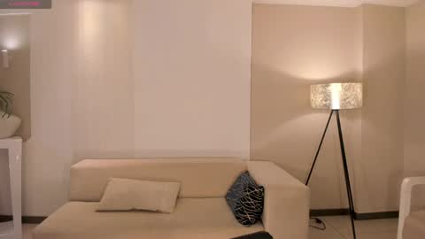 Hailey online show from March 2, 11:39 am