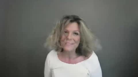 Hailey online show from April 5, 6:07 pm