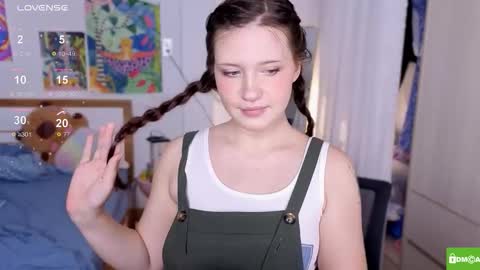 hanahwoods online show from November 27, 2:58 am