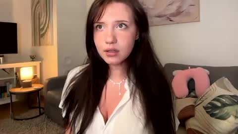 hanahwoods online show from June 22, 3:25 am