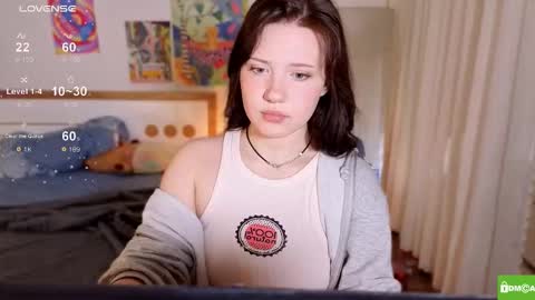 hanahwoods online show from January 9, 4:28 am