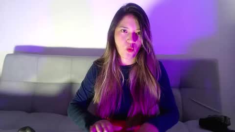 Hanna  online show from February 10, 2:03 am