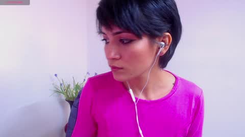 Sara online show from January 23, 5:10 pm