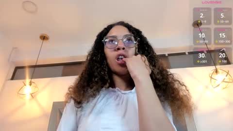 HANNA online show from September 18, 2:37 pm