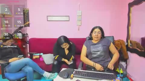 Hanna online show from November 28, 1:25 pm