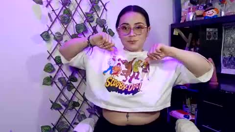 hanna_moons online show from July 7, 6:47 am