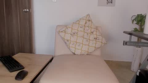 HANNA online show from October 18, 6:53 pm